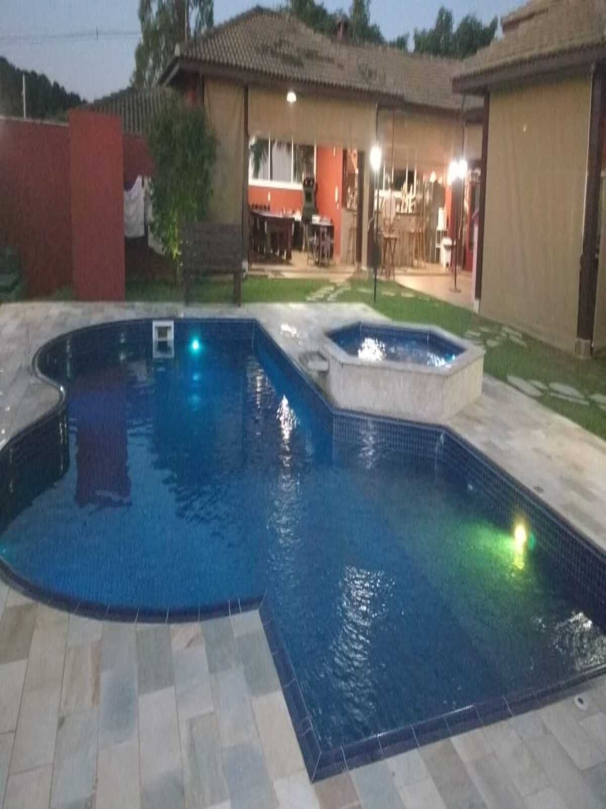 Piscina Irregular
