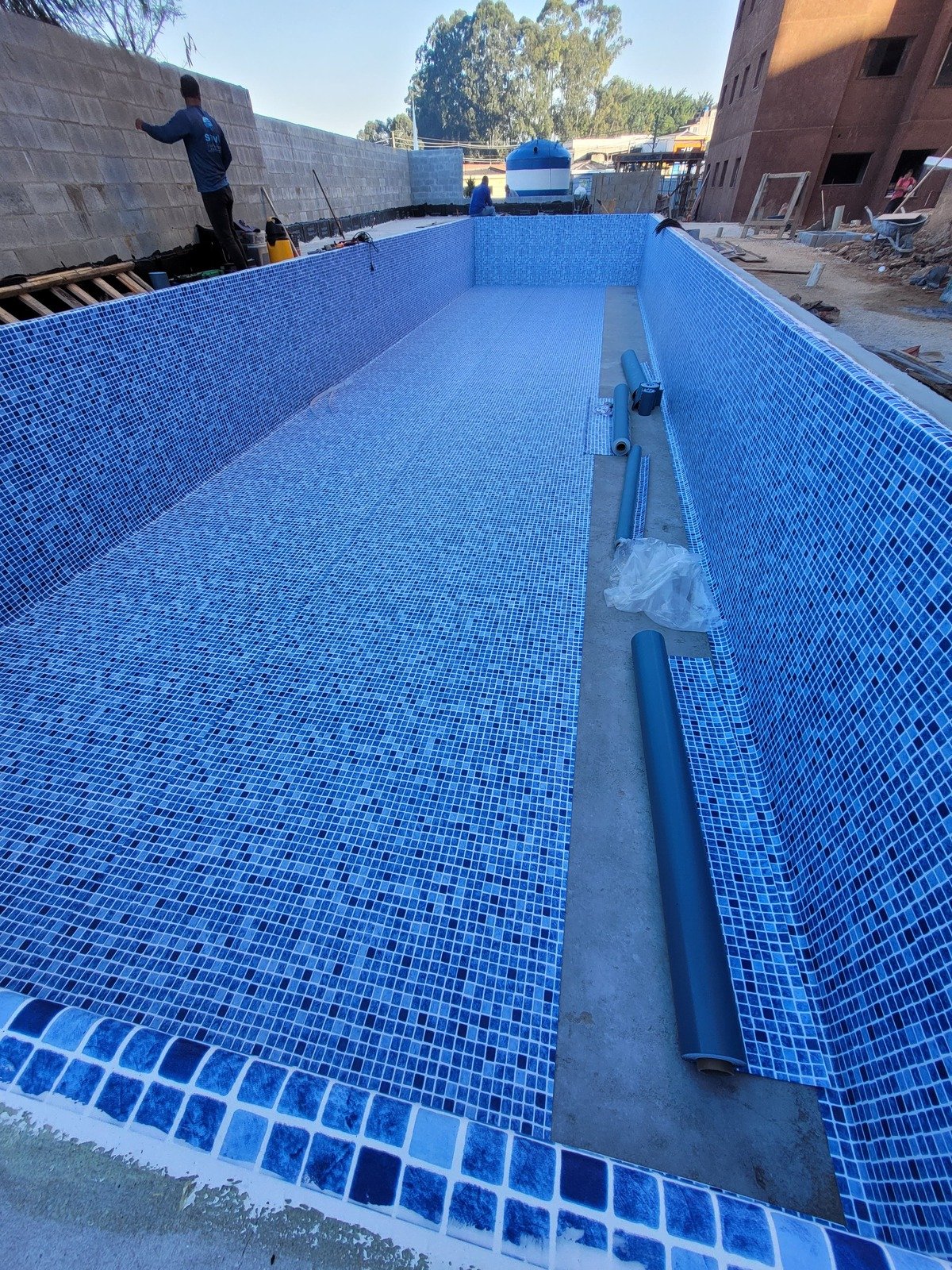 Piscina Manta Armada em execução
