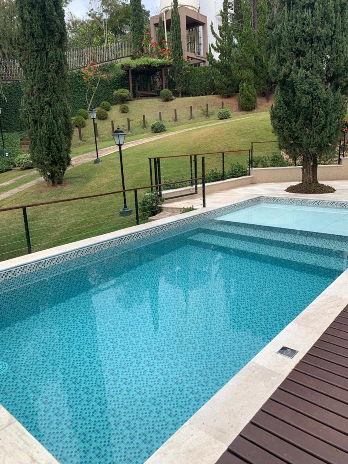 Piscina com Prainha