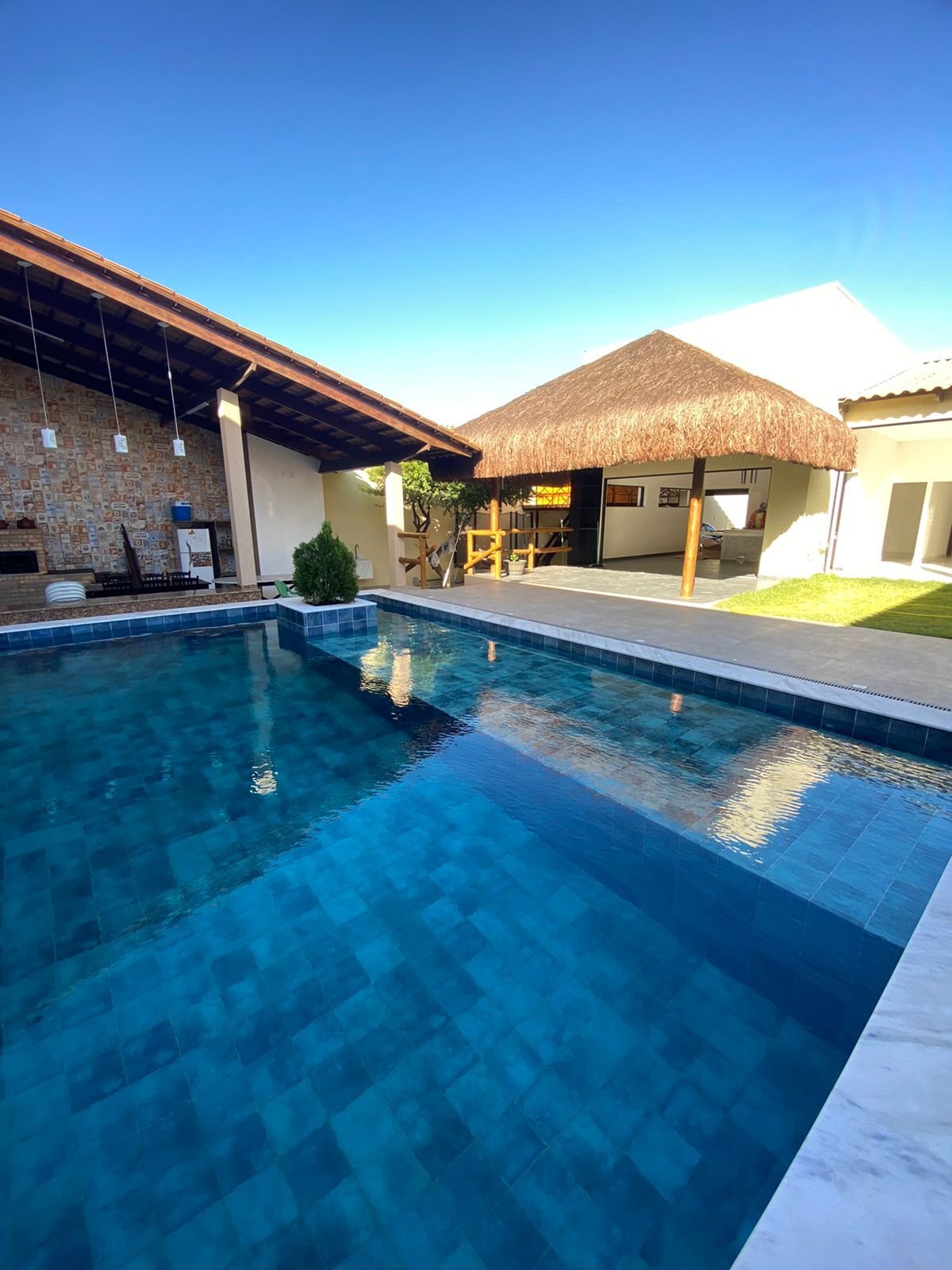 Piscina com Prainha